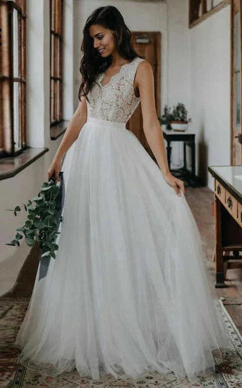 Vestido de novia sin mangas con escote festoneado y encaje en forma de A